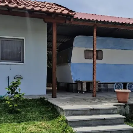 Potidea μονοκατοικία με 2 τροχόσπιτα Διαμέρισμα