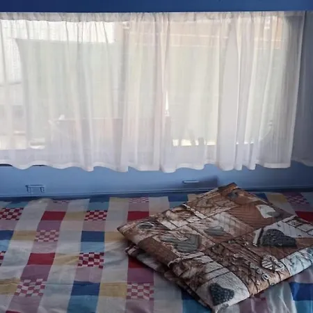 Potidea μονοκατοικία με 2 τροχόσπιτα *