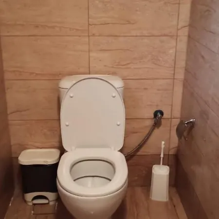 Potidea μονοκατοικία με 2 τροχόσπιτα Daire *